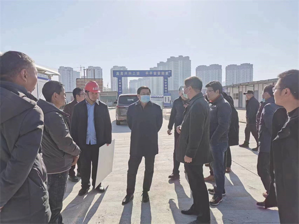 1月30日，朱策常务副市长调研开云（中国）官方大楼复工情况.jpg